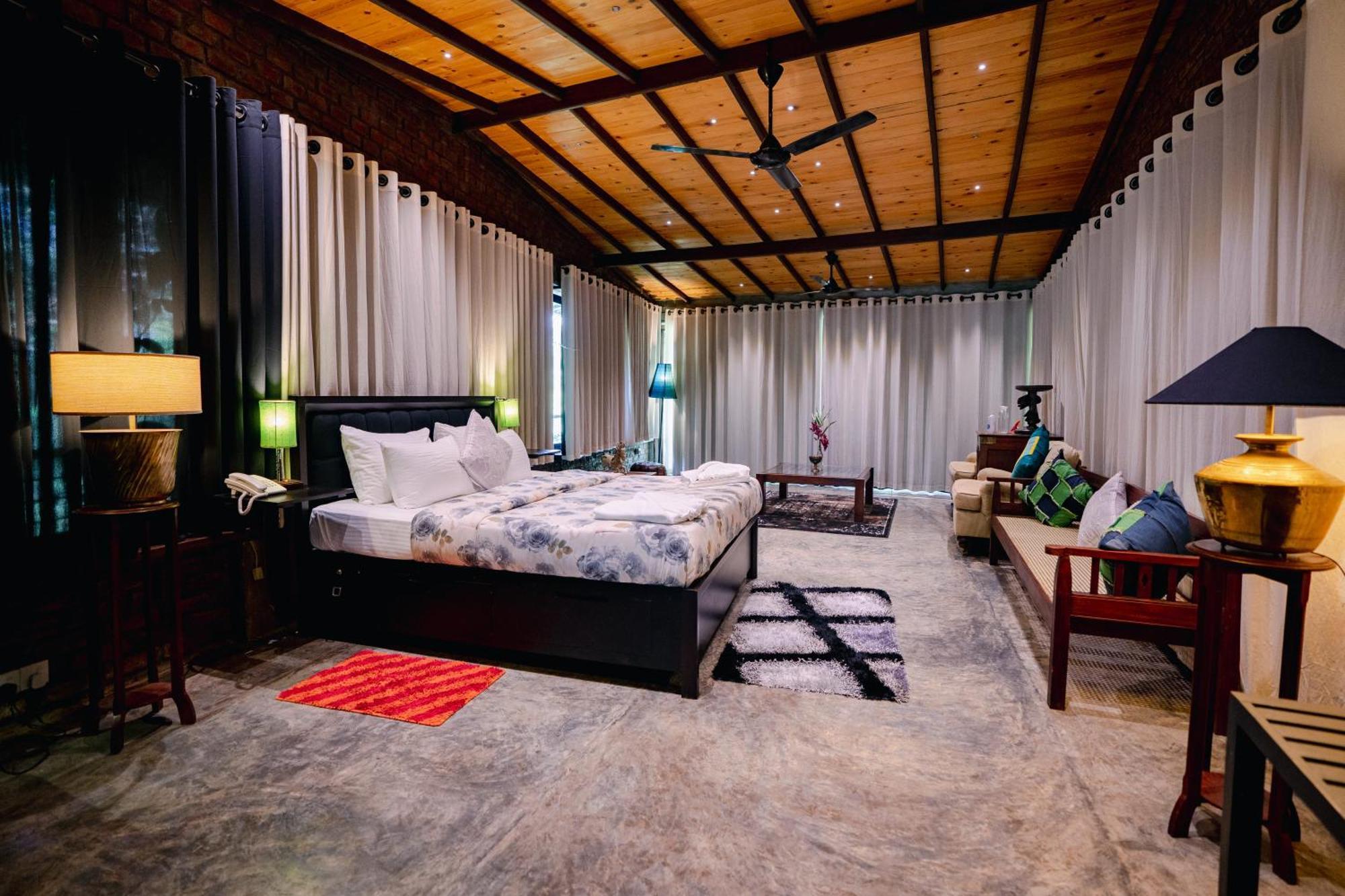 Aayu Hanthana Boutique Hotel Kandy Esterno foto